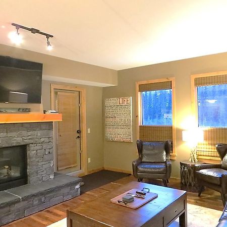 Luxury Canmore Vacations Exterior photo